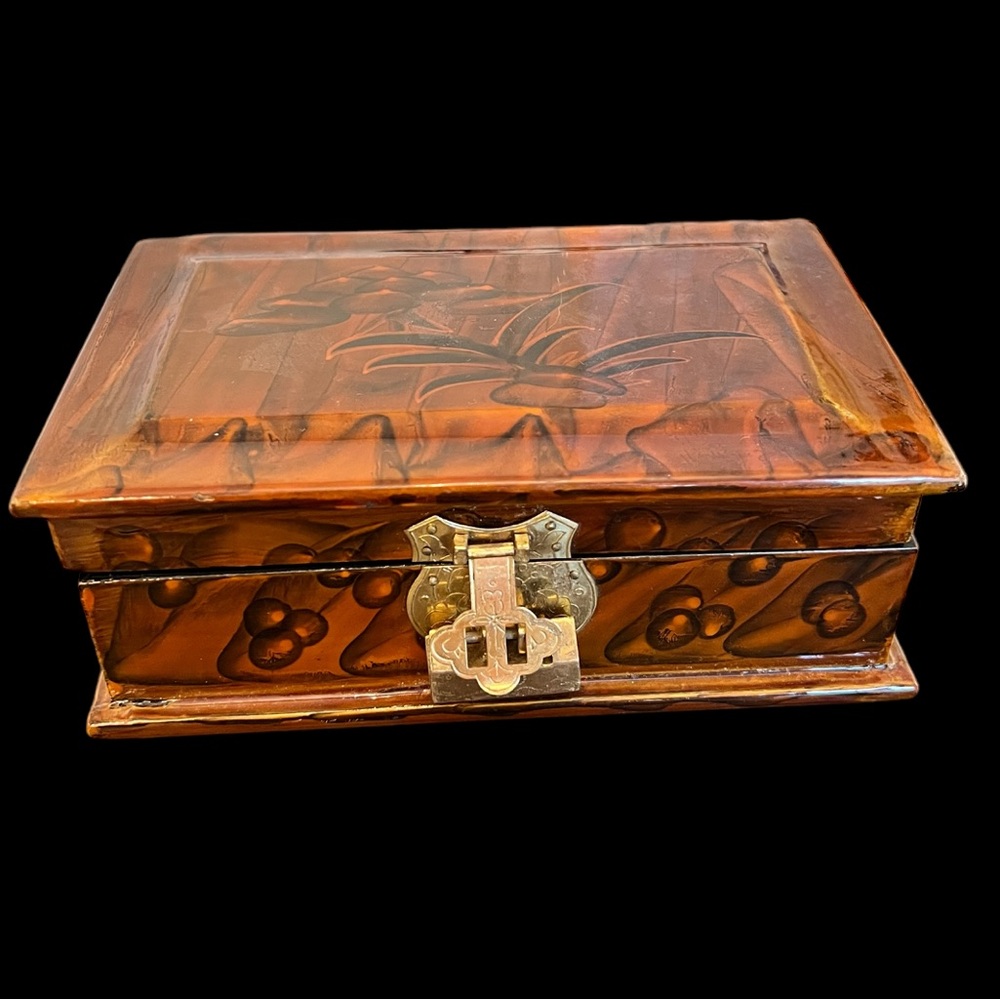 Vintage Bombay Co lacquer jewelry box gold tone hardware Black rose Silk fabric